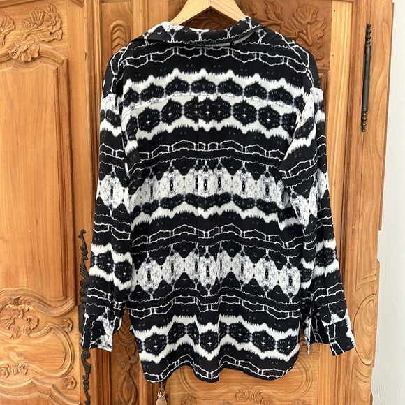 Fifteen Twenty Black and white silk blend blouse size L. - Picture 5 of 5